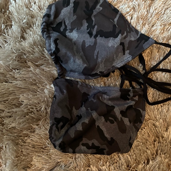 Ladies swim top only by Trails clothing - Picture 2 of 2